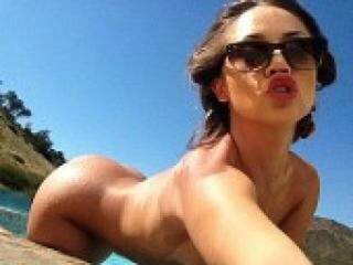 Erotinis vaizdo pokalbis kamilax