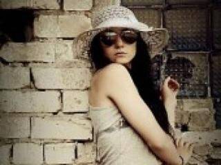 Erotinis vaizdo pokalbis karammelkka