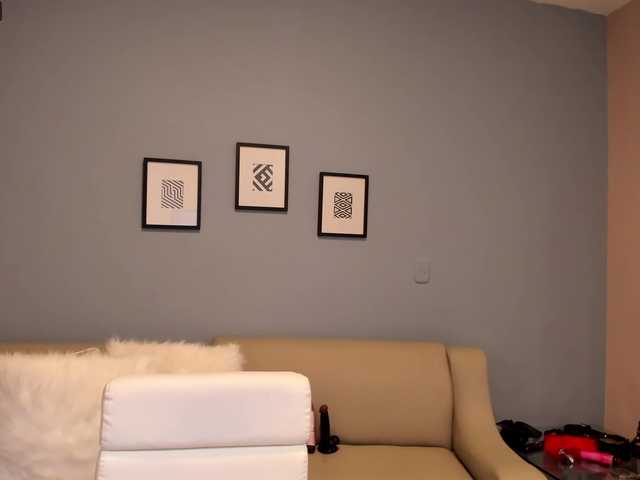 Transliacijos ekrano nuotraukos KaraSmithX