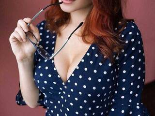 Erotinis vaizdo pokalbis karhol23