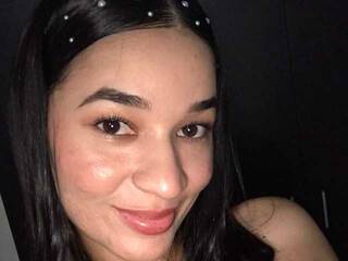 Erotinis vaizdo pokalbis KarimBidal