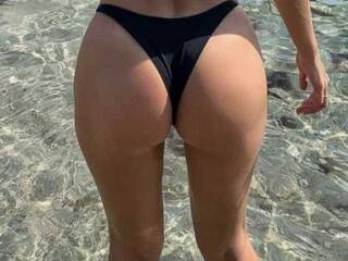 Erotinis vaizdo pokalbis KarinaLuxX