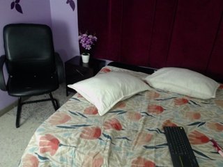 Erotinis vaizdo pokalbis KarinaPrath