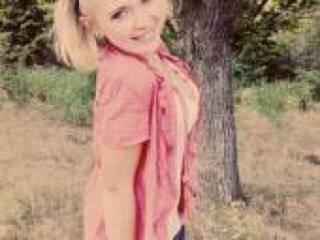 Erotinis vaizdo pokalbis karine77