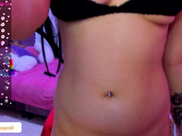 Transliacijos ekrano nuotraukos Emma-bella