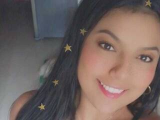 Erotinis vaizdo pokalbis KarolHot24