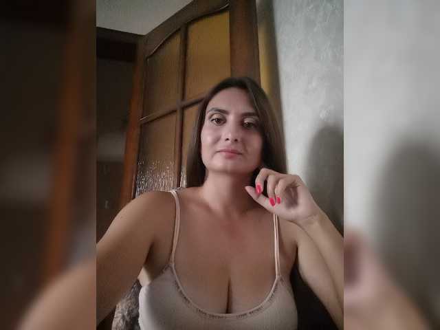 Nuotraukos Jagoda777 Hey guys!:) Goal- #Dance #hot #pvt #c2c #fetish #feet #roleplay Tip to add at friendlist and for requests!