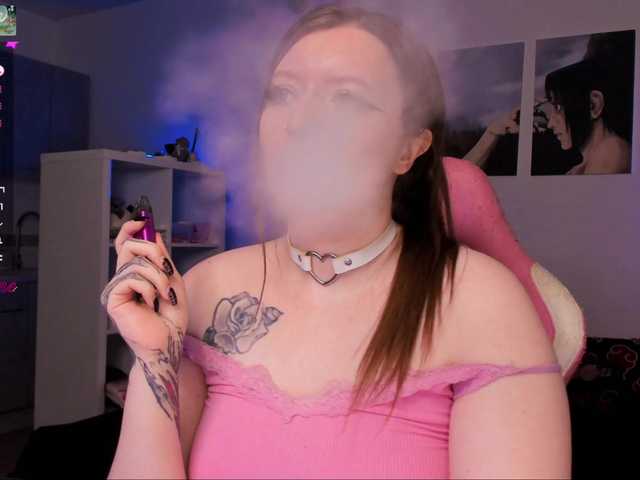 Nuotraukos KarolinaQueen @remain For gaming videocard ♡ Wish the best mood to you ♡ Lovens from 2tk, before pvt tip 200tk and write in pm ♡ I make hot shows, like to communicate and play in Mobile Legends