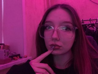 Erotinis vaizdo pokalbis KarolineZarro