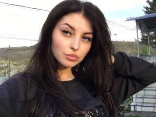 Erotinis vaizdo pokalbis kasandra25