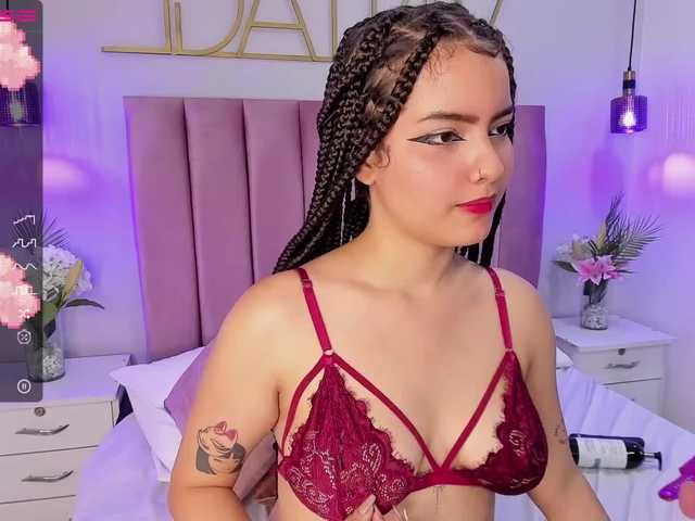 Nuotraukos Kassandra-Reyes @Goal: ღDomi inside my pussy controlled by you 499TKS Every 25TKS I will suck my dildo Ask for my content PROMO ☻