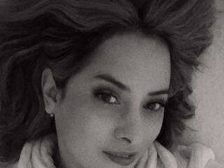 Erotinis vaizdo pokalbis katarinaa