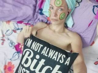 Erotinis vaizdo pokalbis KatarinaJ