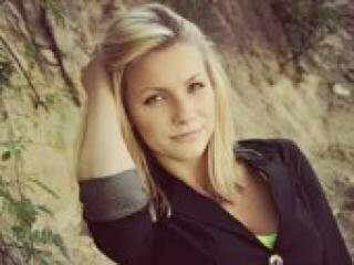 Erotinis vaizdo pokalbis katelin