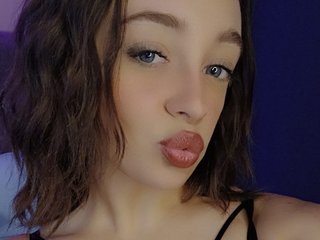 Erotinis vaizdo pokalbis KatieMyer