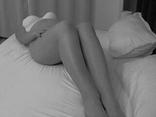 Erotinis vaizdo pokalbis KatiePops