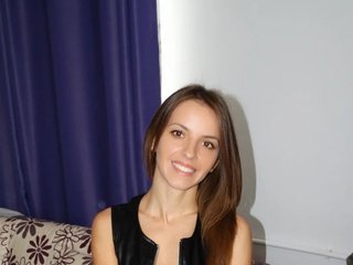 Erotinis vaizdo pokalbis MissJoliSourire