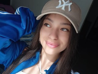 Erotinis vaizdo pokalbis Katrin-tay