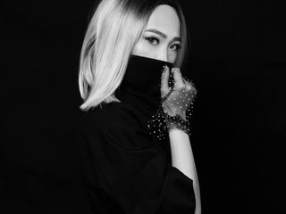 Erotinis vaizdo pokalbis Katsumi_Kiss