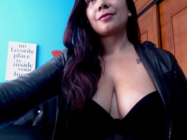 Transliacijos ekrano nuotraukos KattaHorny