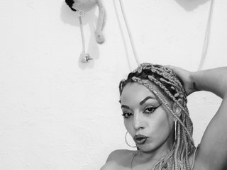 Erotinis vaizdo pokalbis Kattleya1409