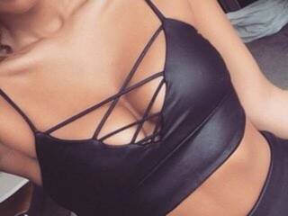 Erotinis vaizdo pokalbis KattyAsFire