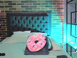 Erotinis vaizdo pokalbis KattyPaezz