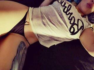 Erotinis vaizdo pokalbis KattySanchez