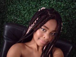 Erotinis vaizdo pokalbis Katyaclouds