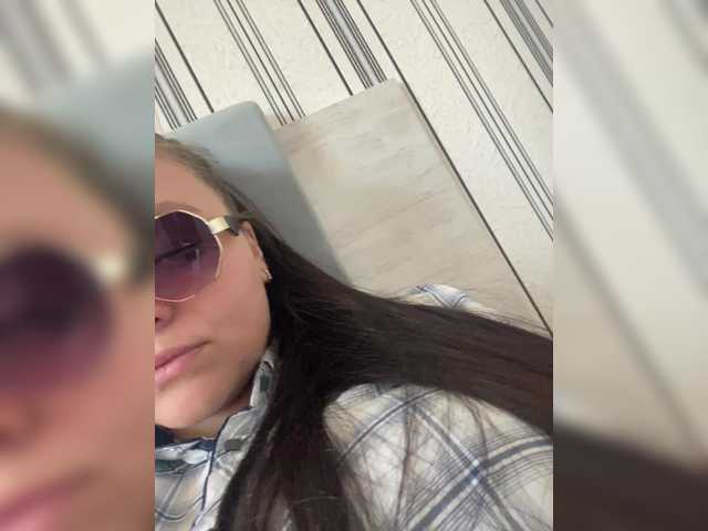 Transliacijos ekrano nuotraukos KatyAlyce