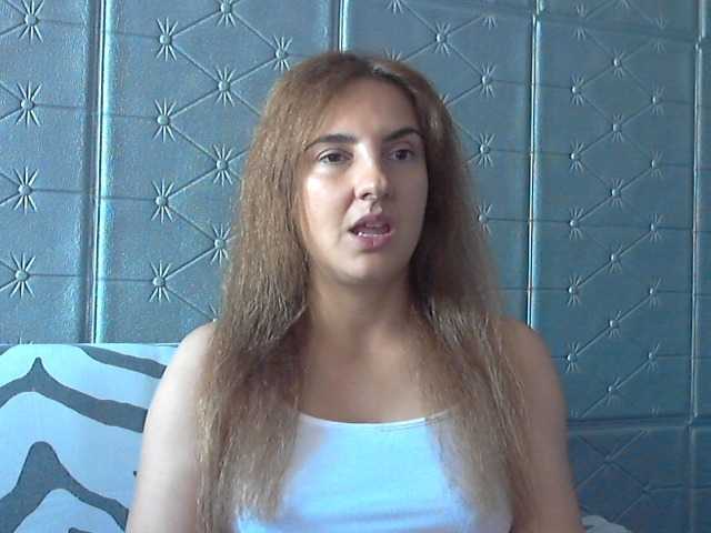 Transliacijos ekrano nuotraukos KATYDIAZ