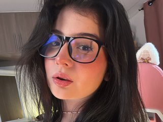 Erotinis vaizdo pokalbis KaylaCollins