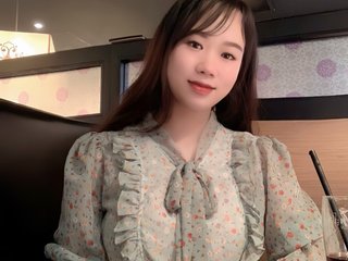 Erotinis vaizdo pokalbis KazumiChan