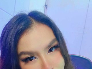 Erotinis vaizdo pokalbis KeikoAnne