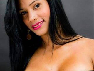 Erotinis vaizdo pokalbis KelliBrowns