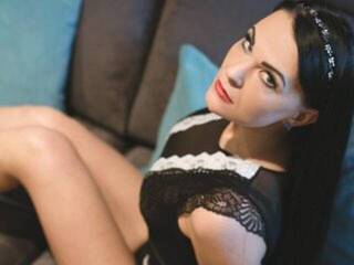 Erotinis vaizdo pokalbis KendallLUXE