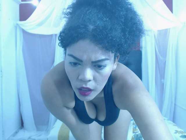 Transliacijos ekrano nuotraukos Kendra-Fox