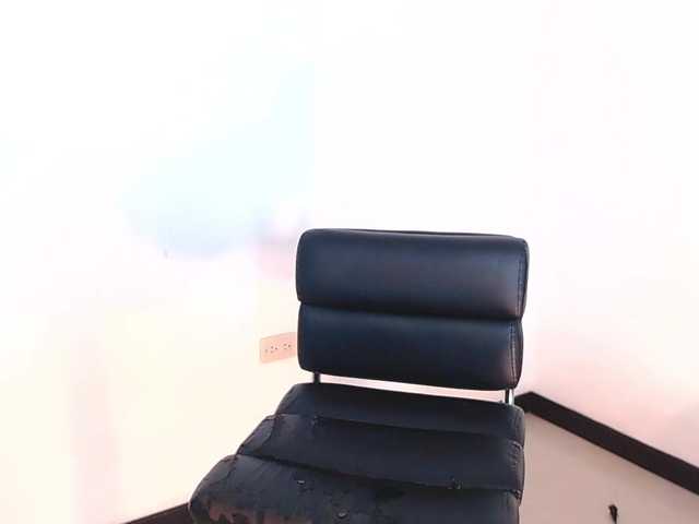 Transliacijos ekrano nuotraukos KendraCole