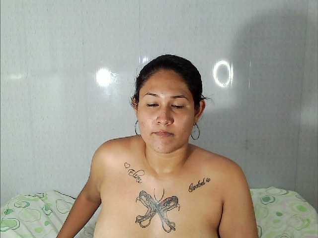 Transliacijos ekrano nuotraukos KendraFenty