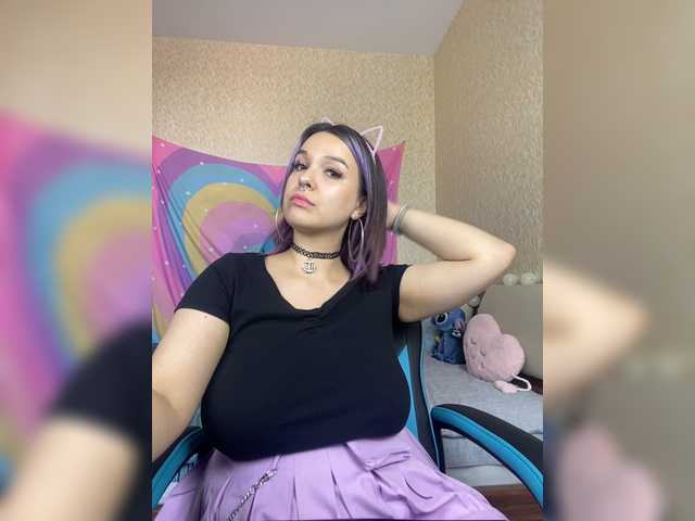 Nuotraukos kenzviolet Make my shaved pussy cum hard for u