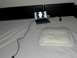 Erotinis vaizdo pokalbis KerryBelly