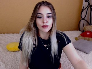 Nuotraukos kettyloo4u suck toy 20 do massage boobs with oil 50 ass 80 pussy 100 ❤*❤*❤*