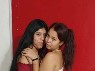 Erotinis vaizdo pokalbis Keyandnaty