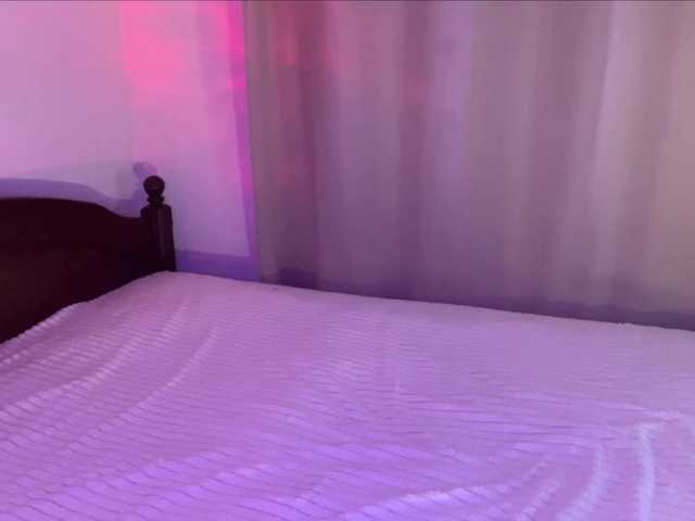 Transliacijos ekrano nuotraukos Kiara-Stevens