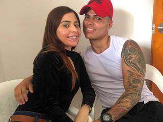 Erotinis vaizdo pokalbis kike-candy