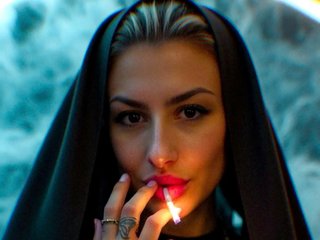 Erotinis vaizdo pokalbis KillerWitch