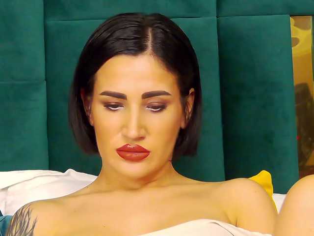 Transliacijos ekrano nuotraukos KimSkye