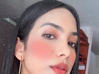 Erotinis vaizdo pokalbis kinky-mindy