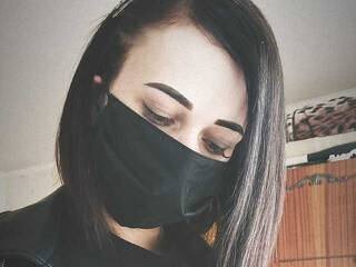 Erotinis vaizdo pokalbis KiraFromHell