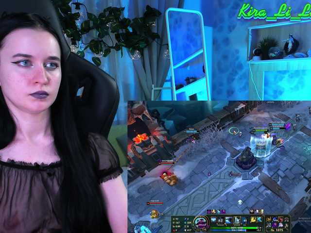 Nuotraukos Kira_Li_Lime Hi guys!)) ❤ ^_ ^ Stream of game and creative amateur performances!!!:* I will be glad to your support in the TOP-100. In the game group with fingers, toys in complete privat. @remain Before the Body show